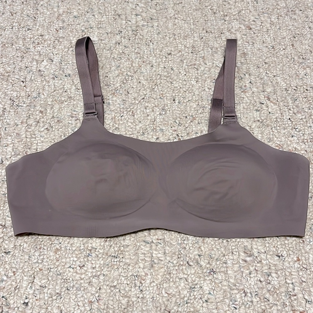 Knix evolution reversible bra, size 2 (fits 36A, 34B, 32C)